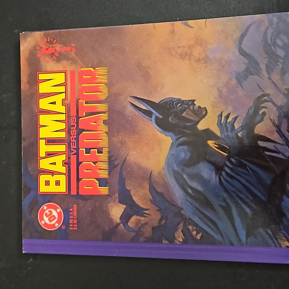 DC comic - Picture 2 of 3